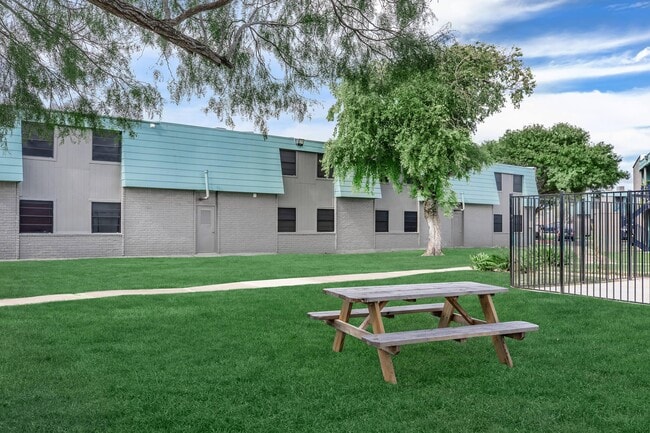 Sun Valley Apartments