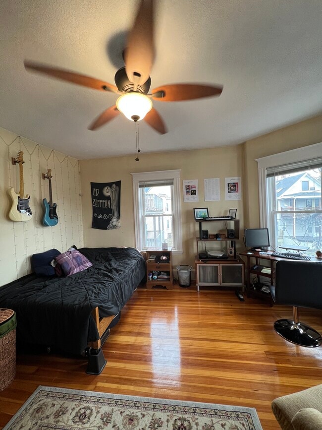 Photo - 121 Liberty Rd