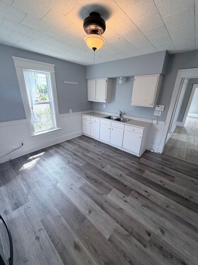 2301 East Ave