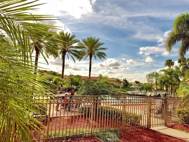 Photo - 1235 SW 46th Ave Unit 711