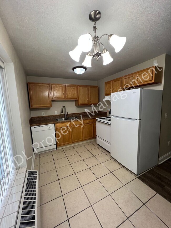 Photo - 314 N Michigan Ave Unit 1