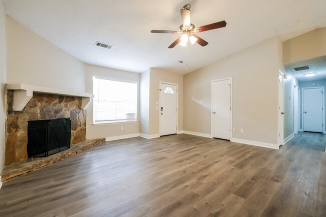 Photo - 5175 Sugar Crest Dr