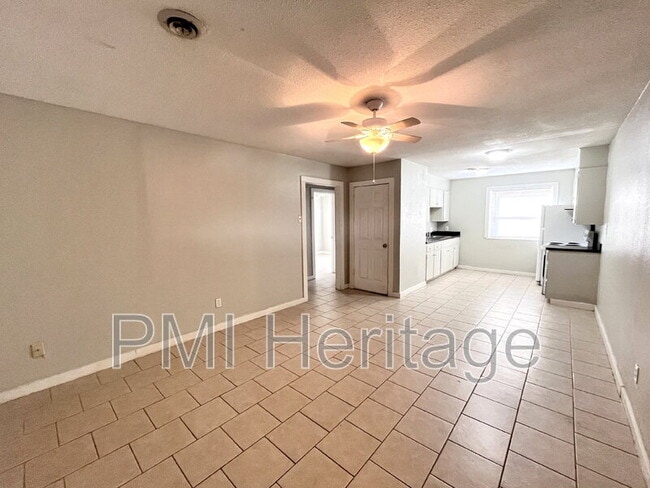 Photo - 15 M.L.K. Jr Blvd Unit Apt 3