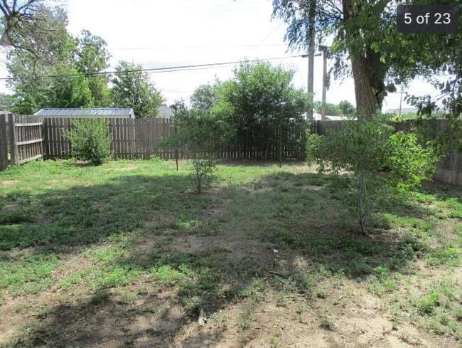 Photo - 348 Hilltop St