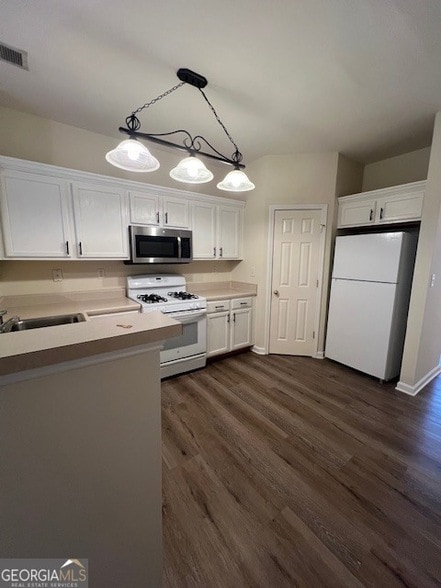 Photo - 3312 Hidden Cove Cir NW