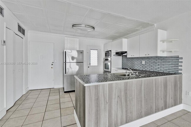 Photo - 2920 Point E Dr Unit N408
