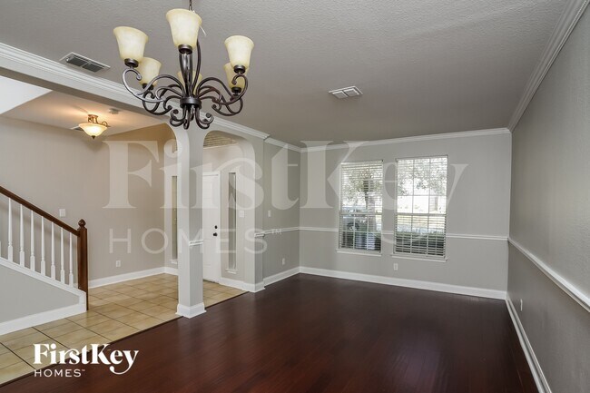 6122 Kenedy Leaf