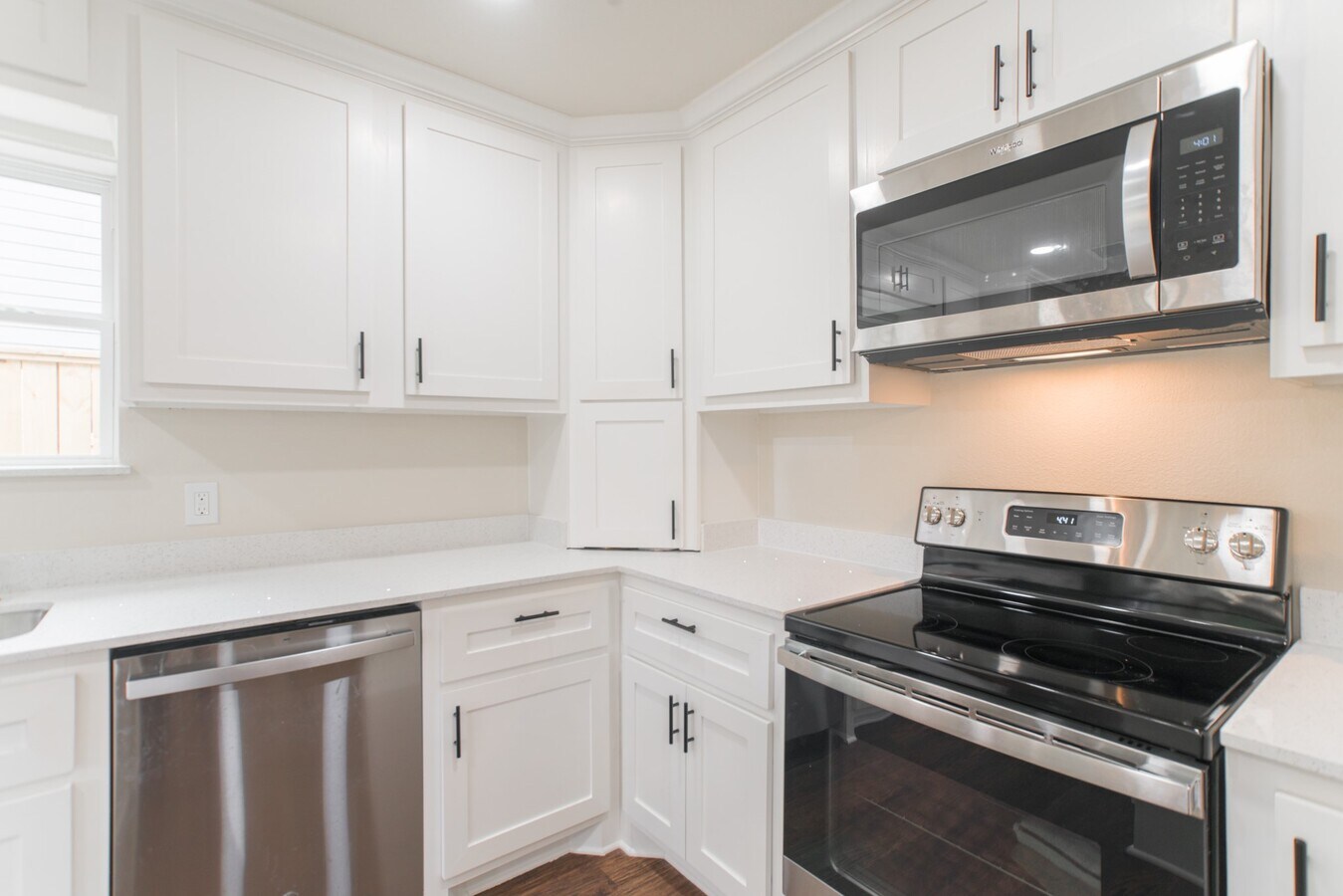 Photo - 4913 Deerwood Cir