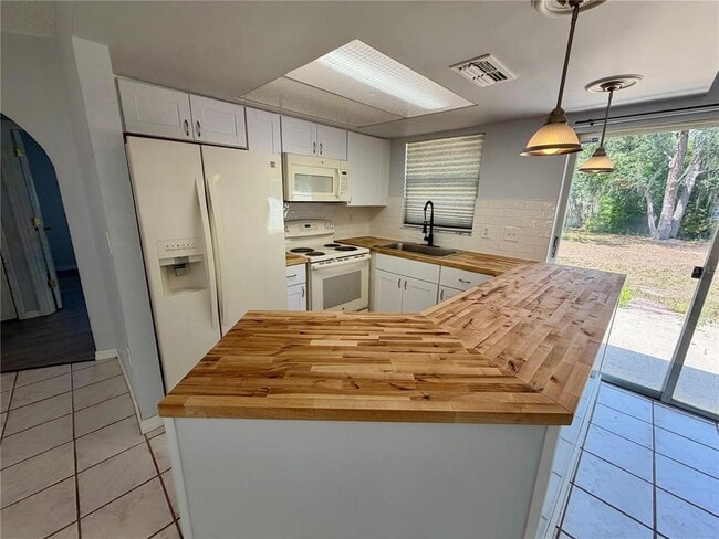 Photo - 3359 Harrow Rd