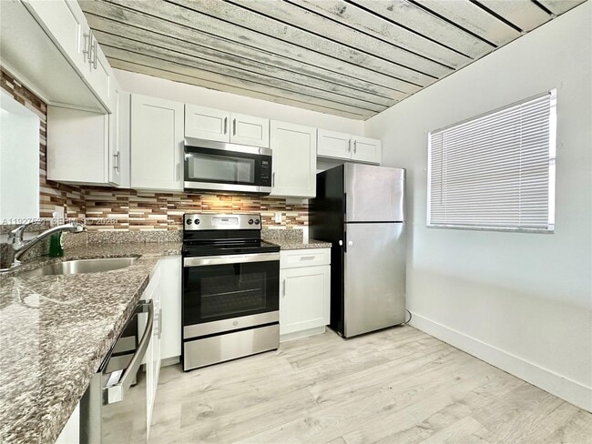 Photo - 19751 SW 114th Ave Unit 349