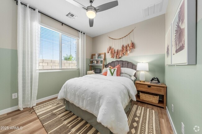 Building Photo - 6108 S 47th Ln Rental