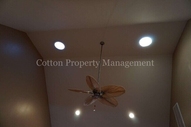 Photo - 1020 Ringlet Ct