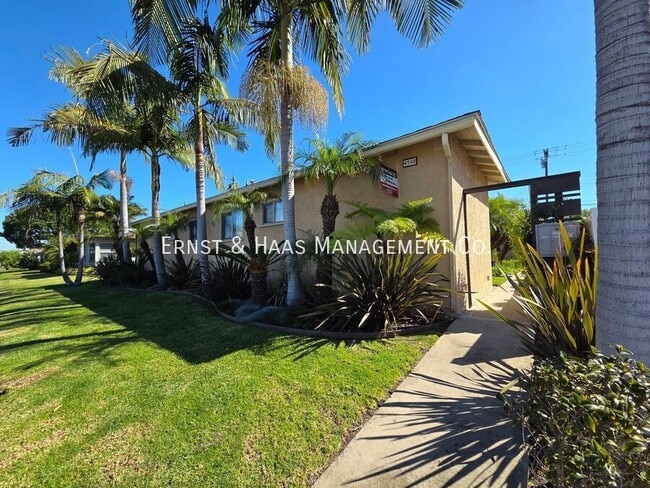 Photo - 4552 N Lakewood Blvd