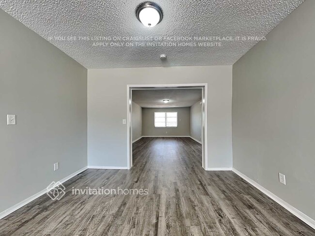 Photo - 1510 Levern St