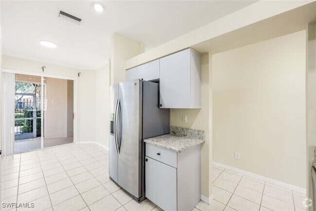 Building Photo - 1963 Morning Sun Ln Unit F36 Rental