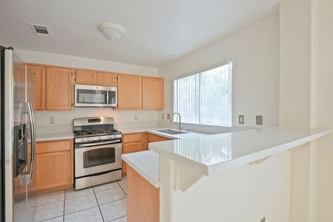 Photo - 187 Caswell Ct