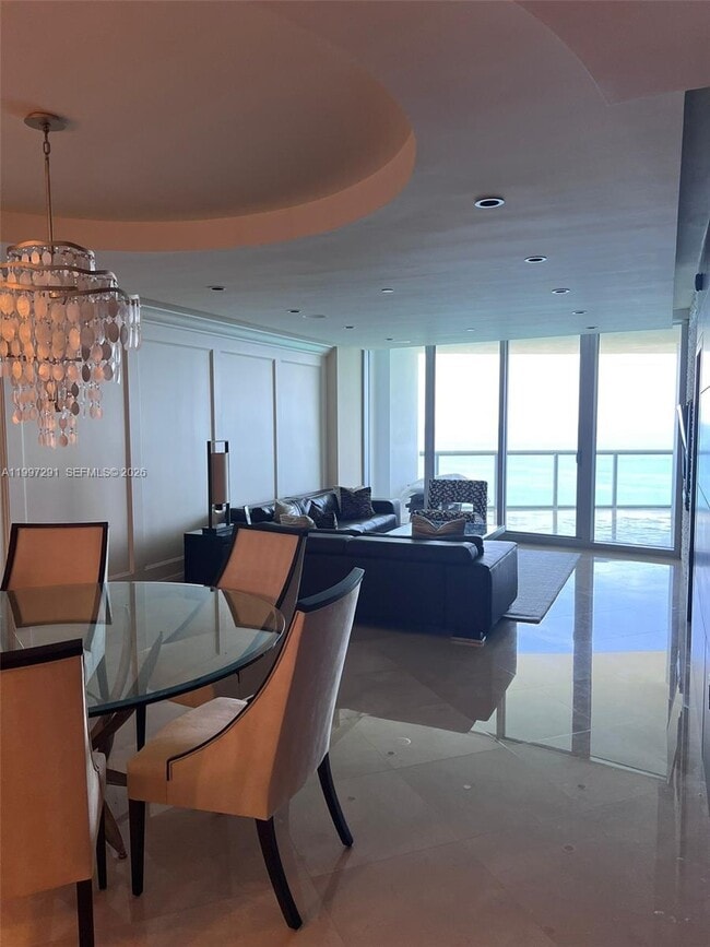 Building Photo - 17121 Collins Ave Unit 3304