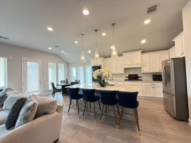 Building Photo - 7510 Spiceberry Ldg Ct