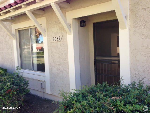 Building Photo - 5039 N 81st St Rental