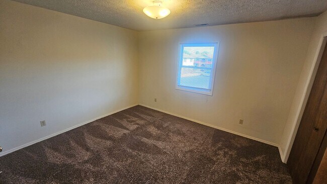 Photo - College Park - August 2026