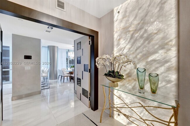 Photo - 17121 Collins Ave Unit 808