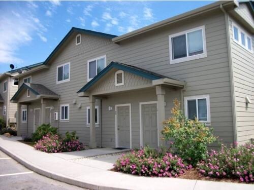 Cedar Ridge Apartments - Cedar Ridge Apartments