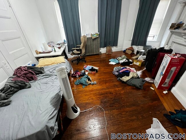 Photo - 2 Centre St Unidad 1