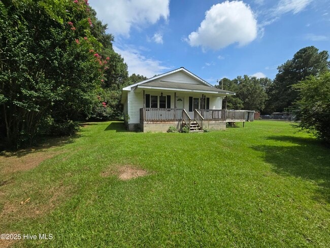 Photo - 930 Porter Rd
