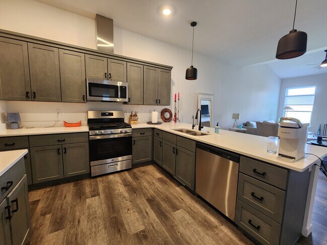 Photo - 114 Dogwood Ln