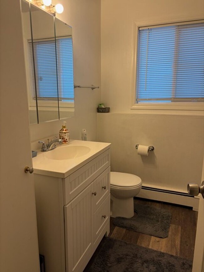 Photo - 1620 Kelby Dr Unit 4