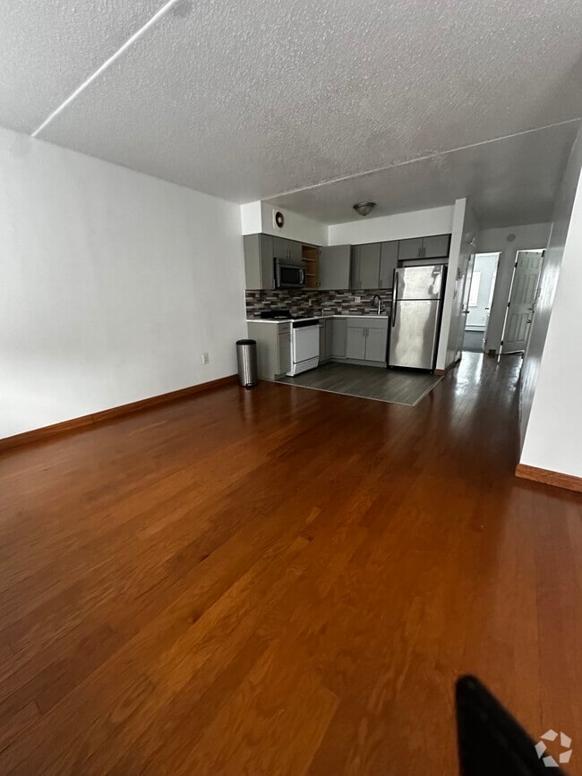 Building Photo - 8 E 118th St Rental