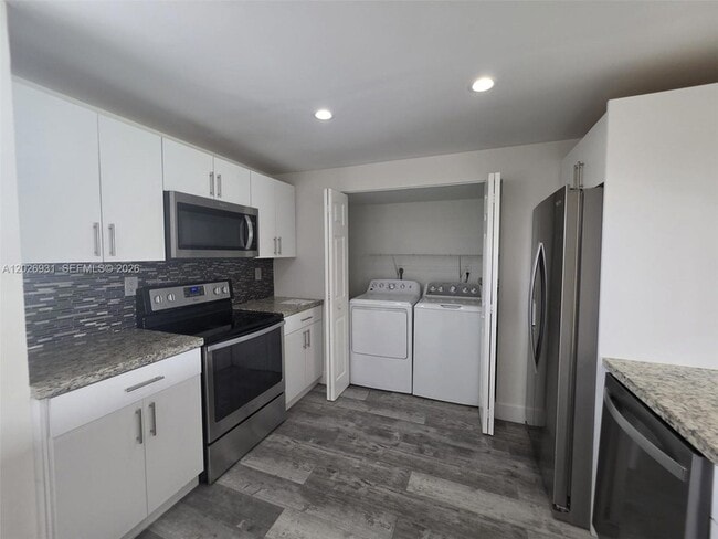 Photo - 10003 NW 9th St Cir Unit 2