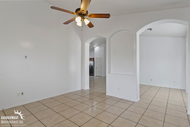 Photo - Inviting 3Bdm 1.5Ba Home in Sunnyslope Near North Mountain