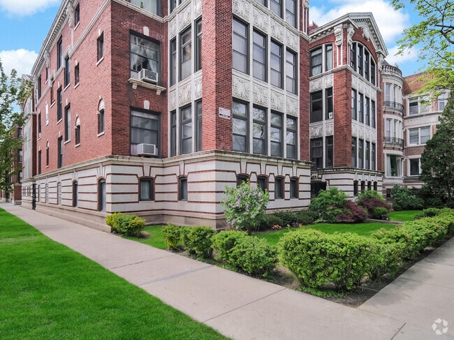 Building Photo - 5132 S Drexel Ave Unit 2D Rental