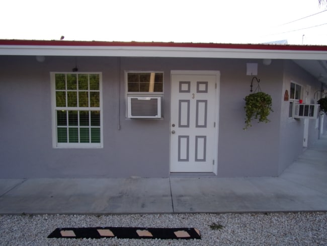101 Caloosa St Unit 3
