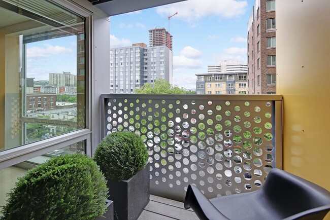 Photo - Welcome to Emmons on 3rd: Your Urban Sanctuary in Belltown, Seattle