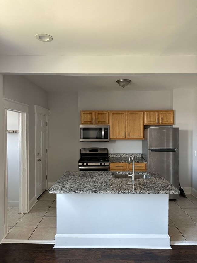 Photo - 3 Bedroom with Private Garage