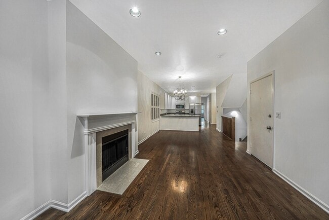 Photo - Available 6/1/26! Stunning Duplex Steps from Wrigley Field
