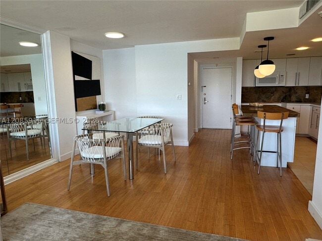 150 SE 25th Rd Unit 7H
