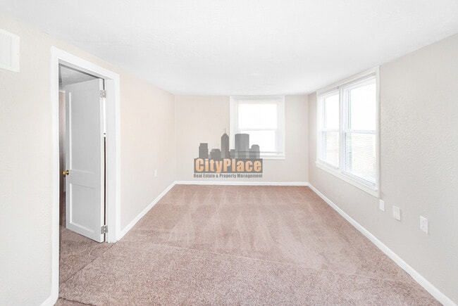 Photo - 2633 S Randolph St