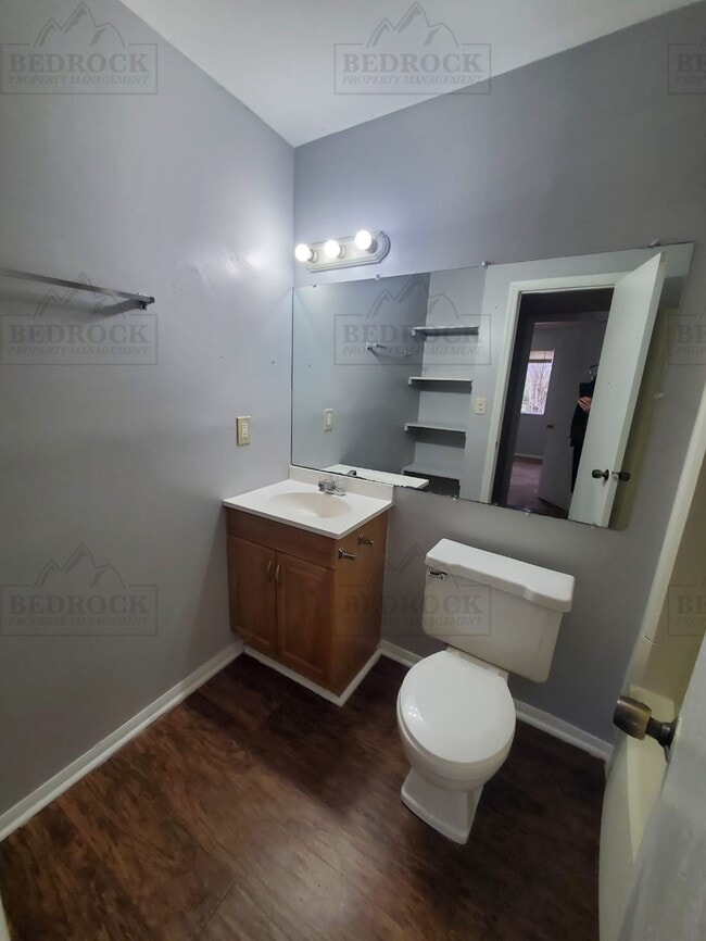 Photo - 4010 Bob Wallace Ave