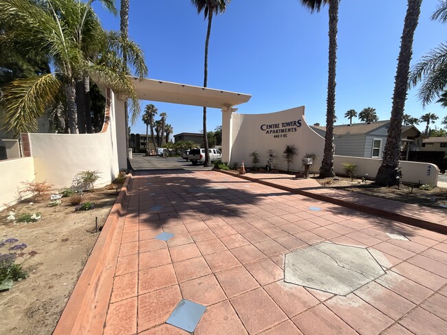 Building Photo - Centre Towers Apartments