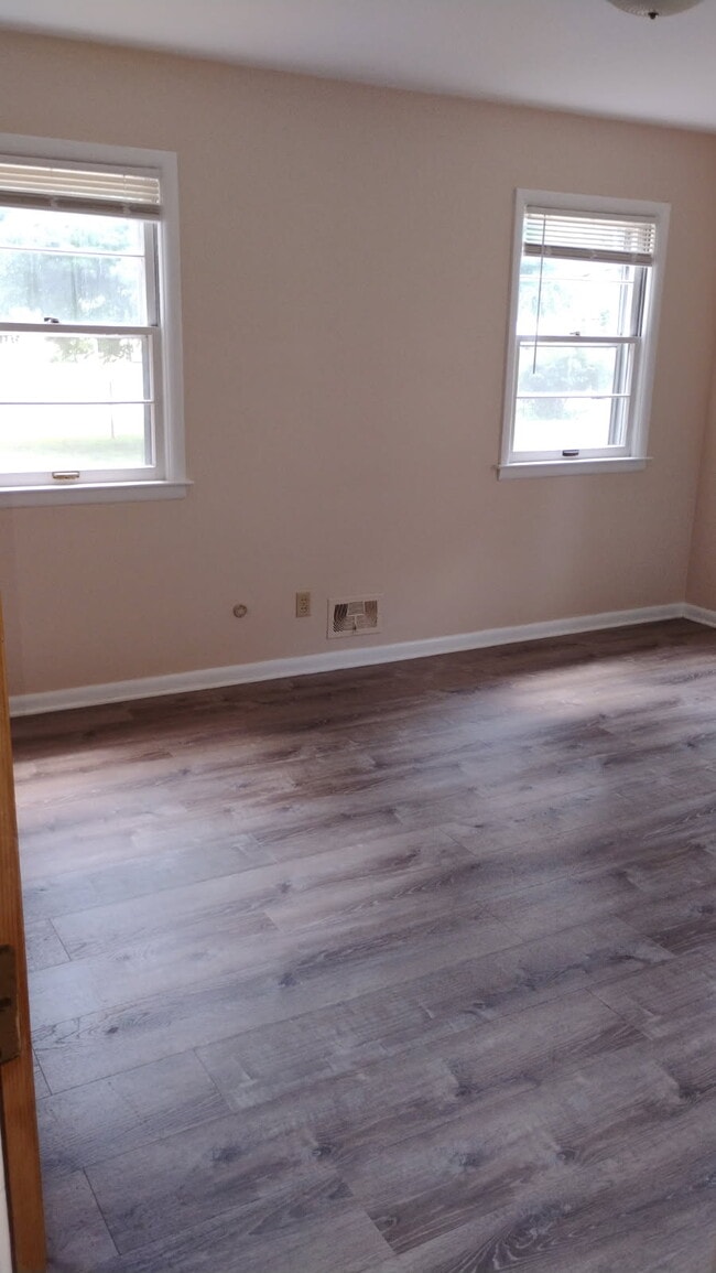 Photo - 3126 McCain Rd