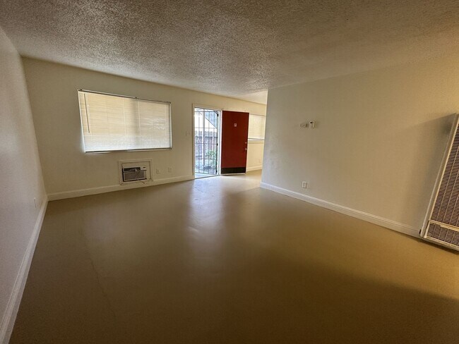 Photo - 1932 Darrah St Unidad 1932 Darrah Street #B