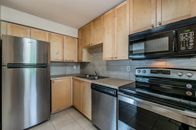 Photo - Gables at Honore Apartments
