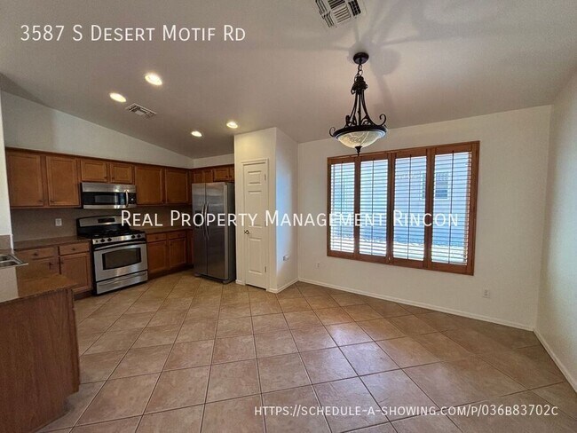 Photo - 3587 S Desert Motif Rd