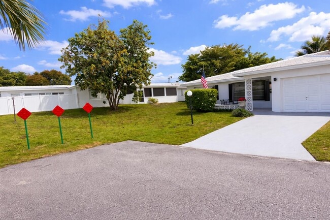 Photo - 100 NW 27th St