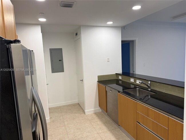 Photo - 1050 Brickell Ave Unidad 1802