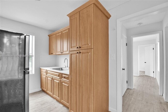 Photo - 1843 NW 19th St Unit 4