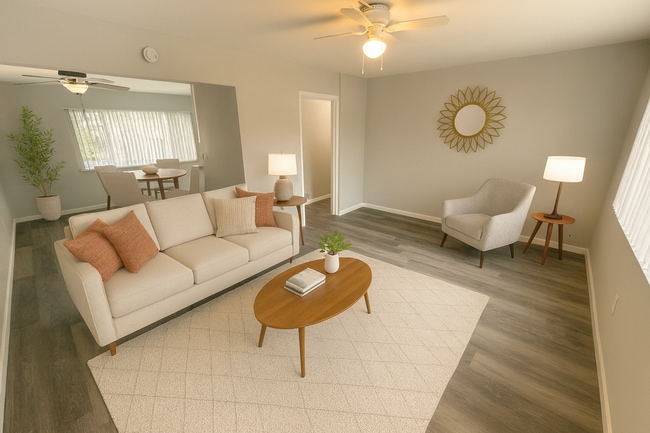 Building Photo - Cozy 2BD/1BA Available for Rent! (Upstairs) Unit 14
